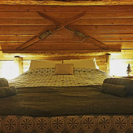 La Maison Basse *